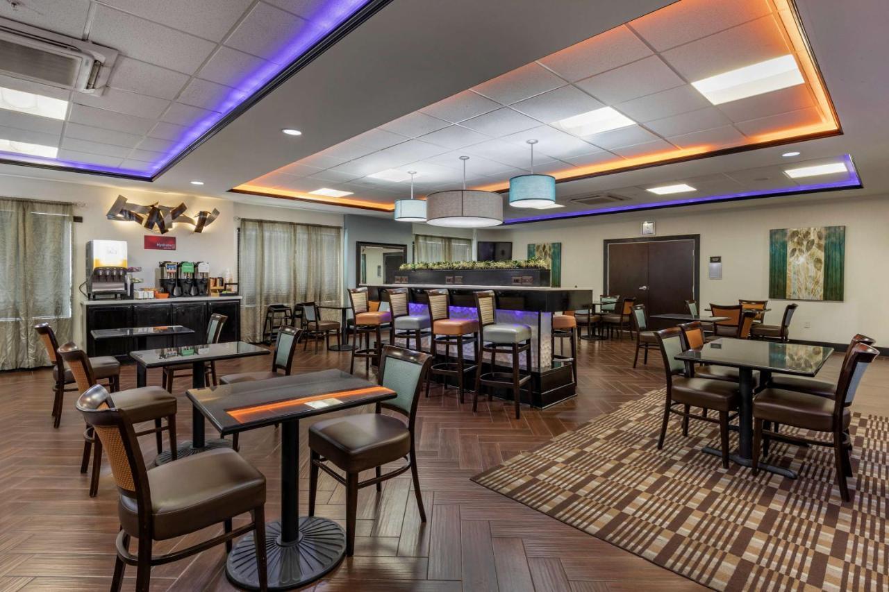 Best Western Plus North Odessa Inn & Suites Zewnętrze zdjęcie